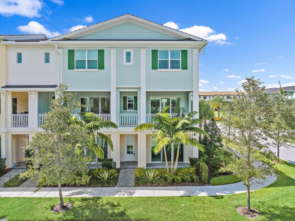 Foto principal - 12625 Machiavelli Way