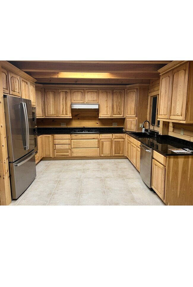Building Photo - 6072 Guilford Cir