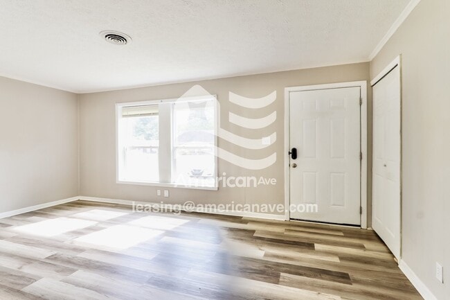 Building Photo - 6103 Trena Trail