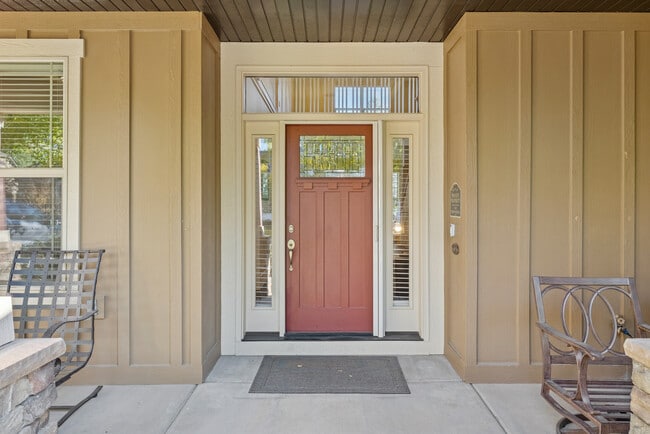 Building Photo - 541 Craftsman Way