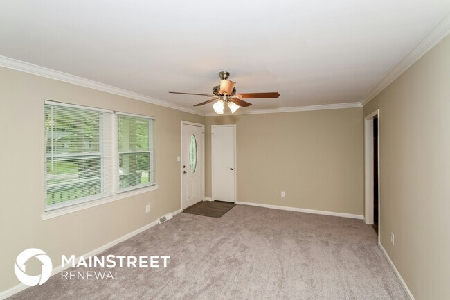 Building Photo - 413 20th Ct NE