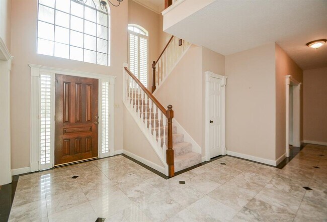 Foto del edificio - 8114 Vintage Creek Dr
