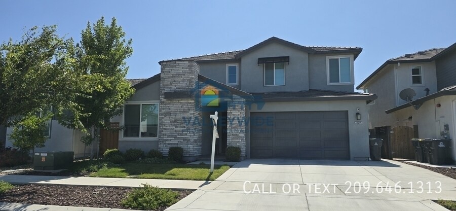Primary Photo - 16214 Sculptor Ave