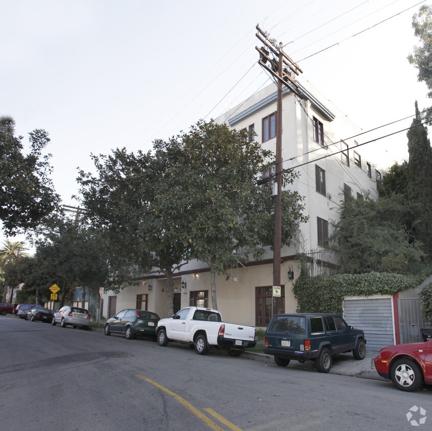 Building Photo - Cliffdale Apartments