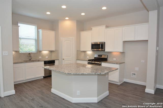 Building Photo - 17327 Moscato