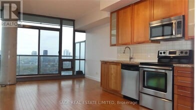 Building Photo - 33 Mill St