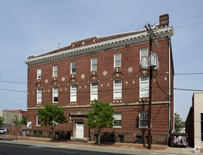 Foto del edificio - Marshall Street Apartments