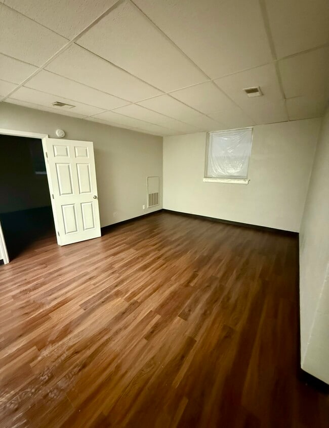 Foto del edificio - 1743 Culbertson Ave