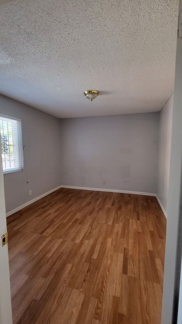 Foto del edificio - 853 N Bruce St