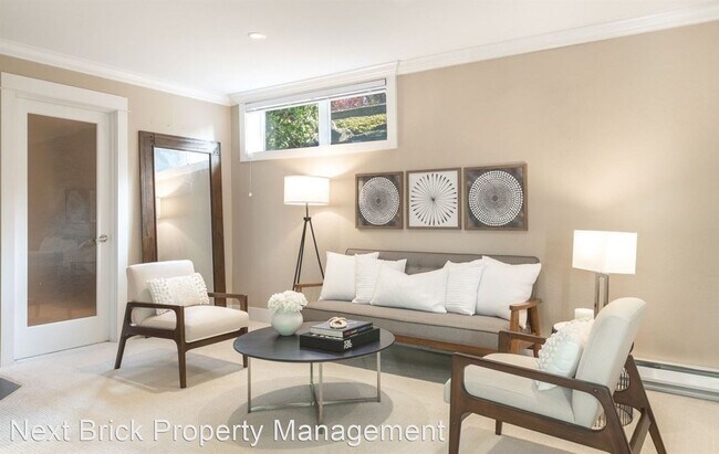 Building Photo - Studio, 1 bath House - 337 2nd Ave S #102
