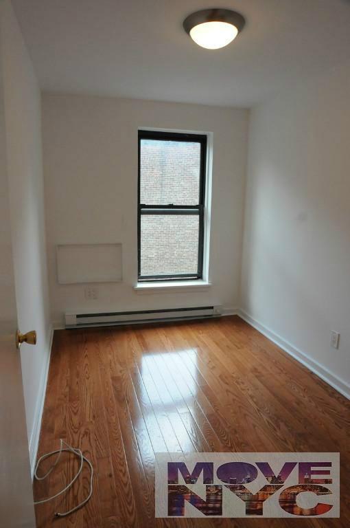 Building Photo - 1465 3rd Ave