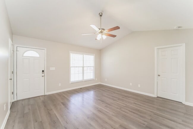 Building Photo - 135 Fritzvon Dr