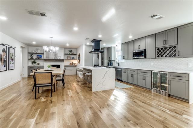 Foto del edificio - 2808 Sharpview Ln