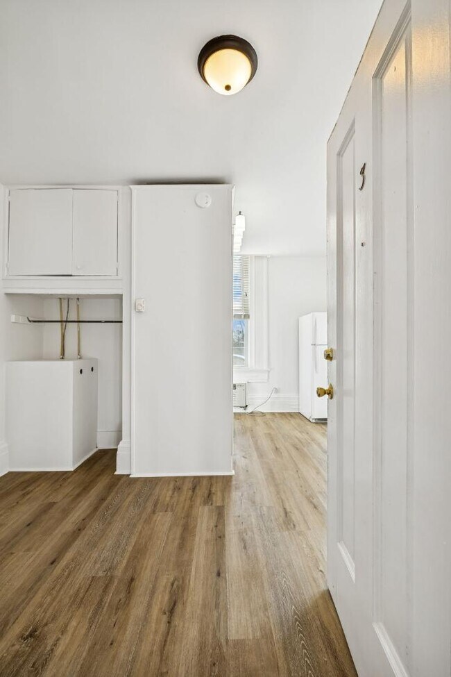 Foto del edificio - 302 N Church St