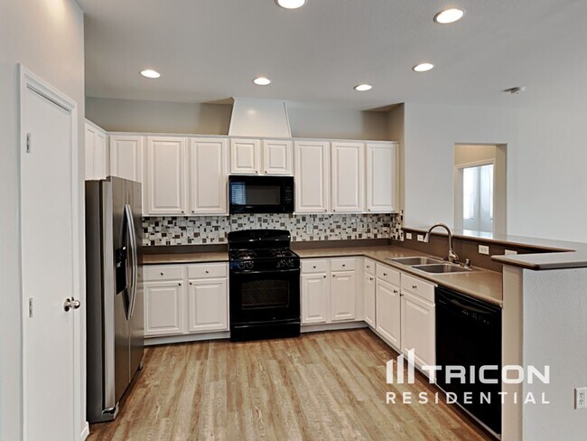 Building Photo - 6603 Brick House Avenue Las Vegas NV