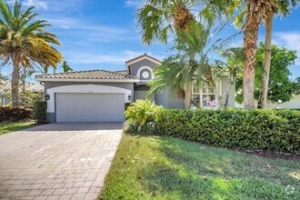 Building Photo - 6579 Pavone St