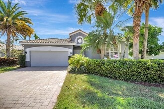 Building Photo - 6579 Pavone St