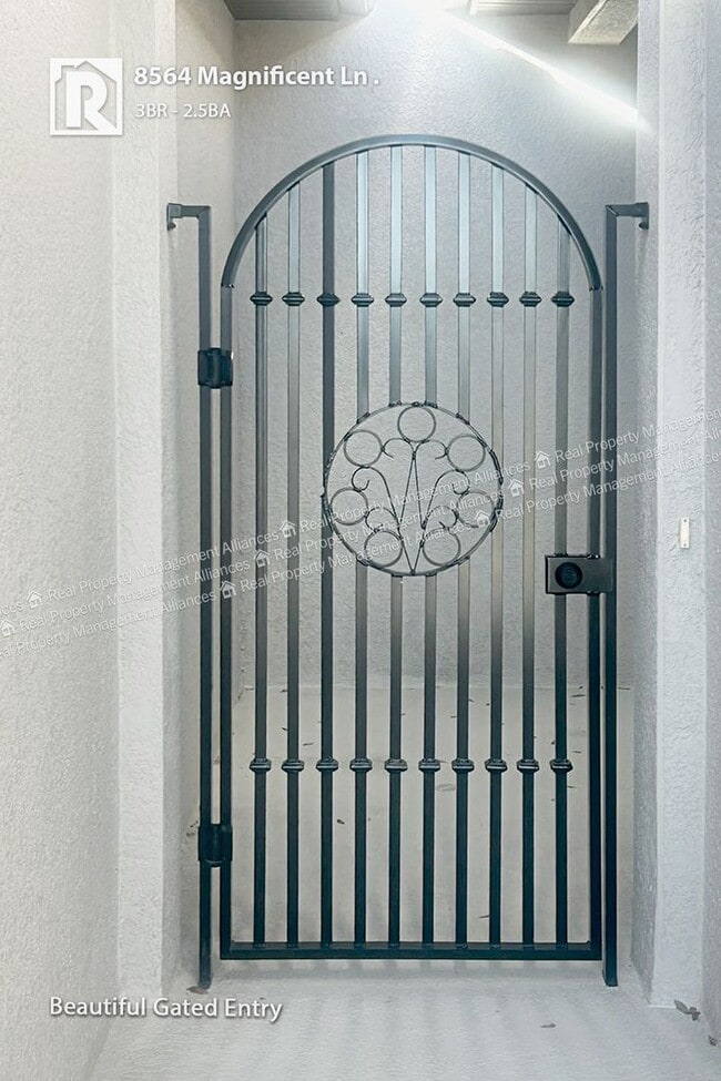 Building Photo - 8564 Magnificent Ln