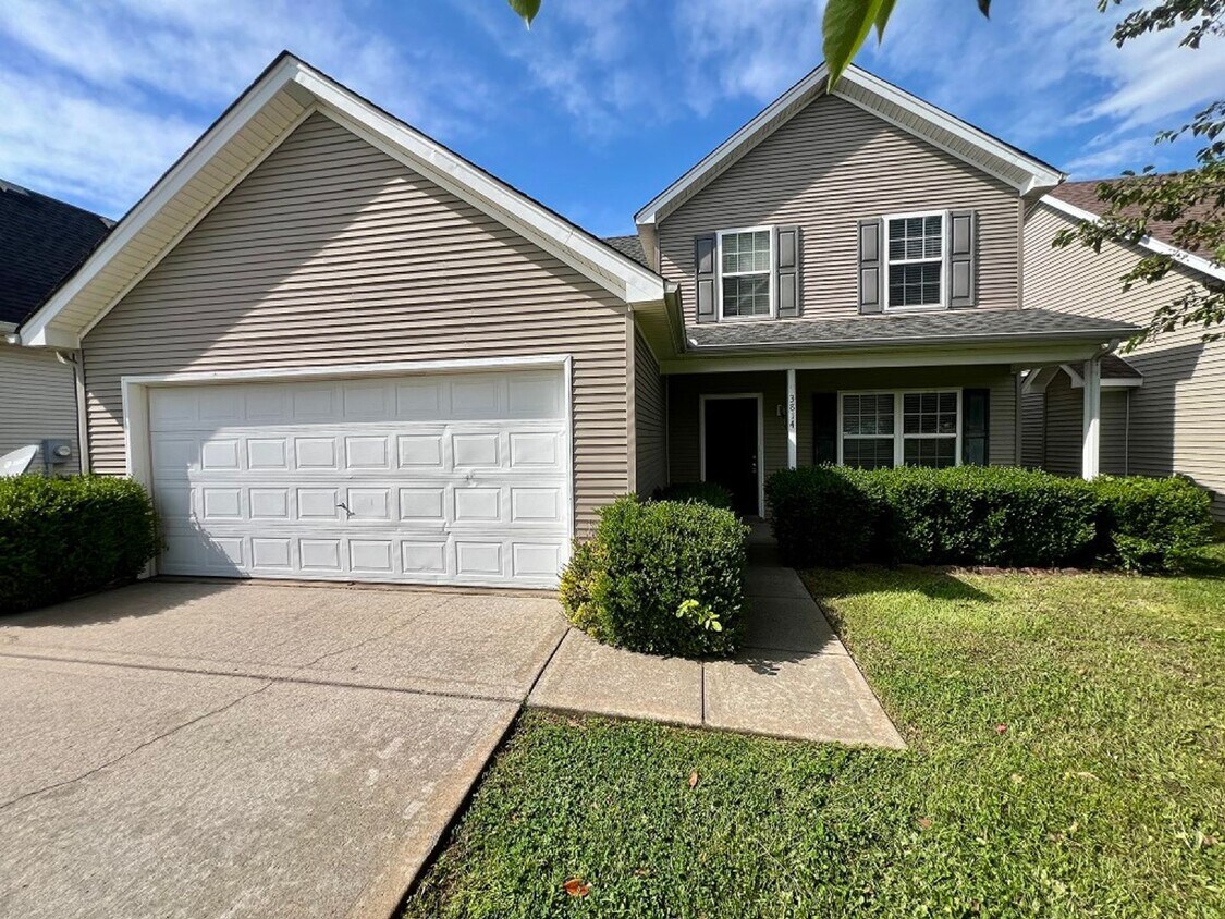 Foto principal - 3 Bedroom, 2.5 bath w. Garage plus Bonus, ...