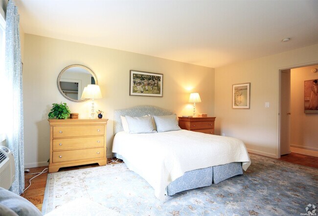 Foto del edificio - 140 Milligan Rd