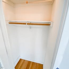 Foto del edificio - 1625 Ridge Ave