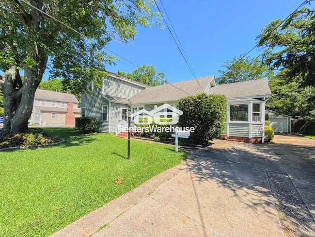 Building Photo - 824 Lesner Ave