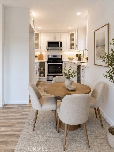 Foto del edificio - 14253 Gilmore St