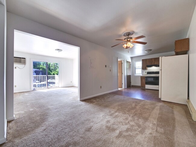 Building Photo - Brookview Court Apartments