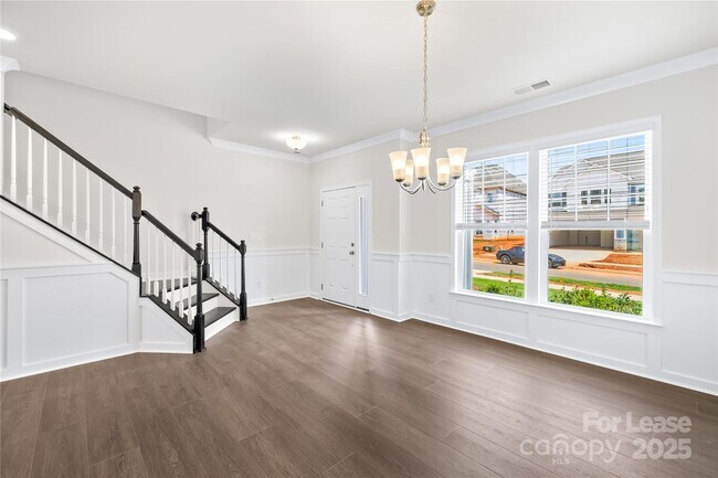 Foto del edificio - 9008 Catboat St