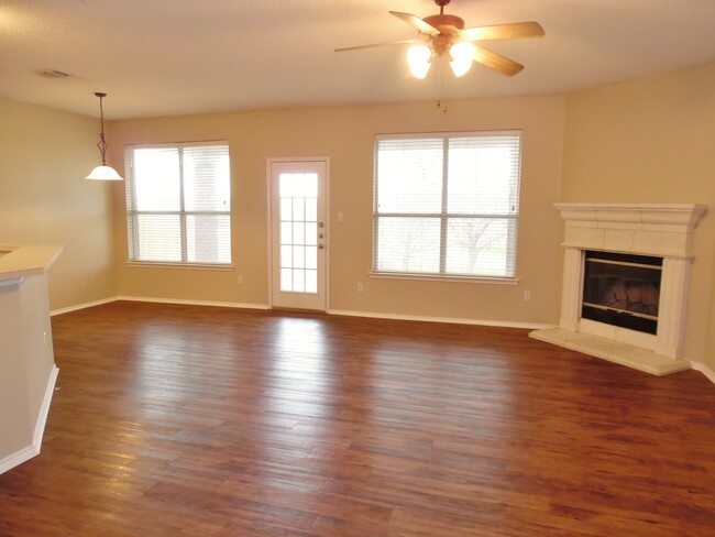 Foto del edificio - 3 Bedroom in Eagle Mountain-Saginaw Schools