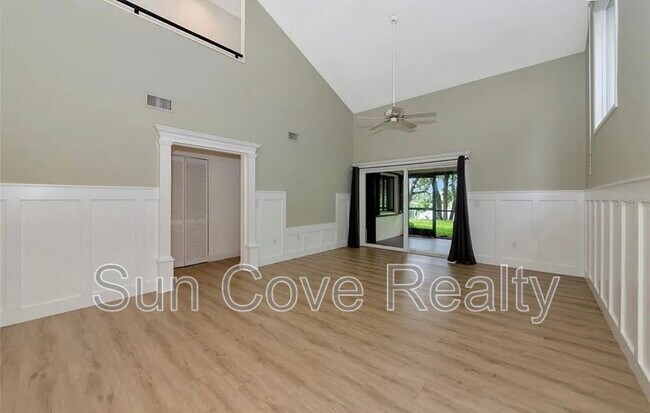 Foto del edificio - 4518 Ascot Cir S