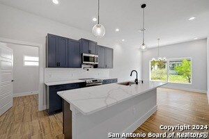 Foto del edificio - 102 George Erath