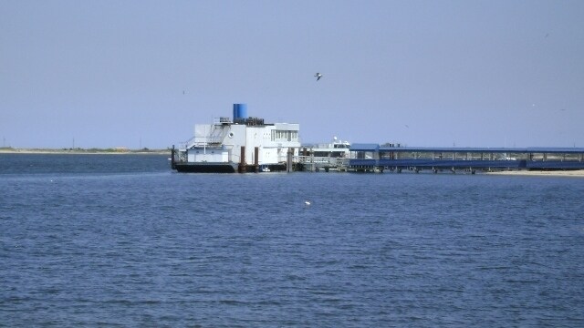 Building Photo - 354 Shore Dr