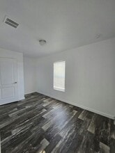 Building Photo - 2038 Palm St