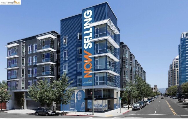 Building Photo - 901 Jefferson St