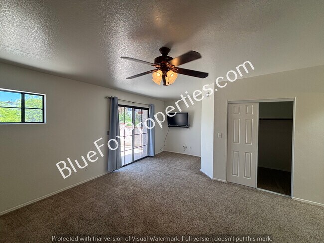 Foto del edificio - 231 N Ashbury Ln