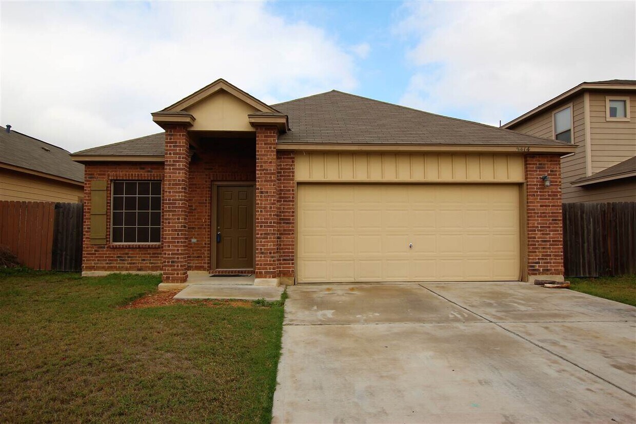 5414 Espada Dr, Laredo, TX 78043 House for Rent in Laredo, TX