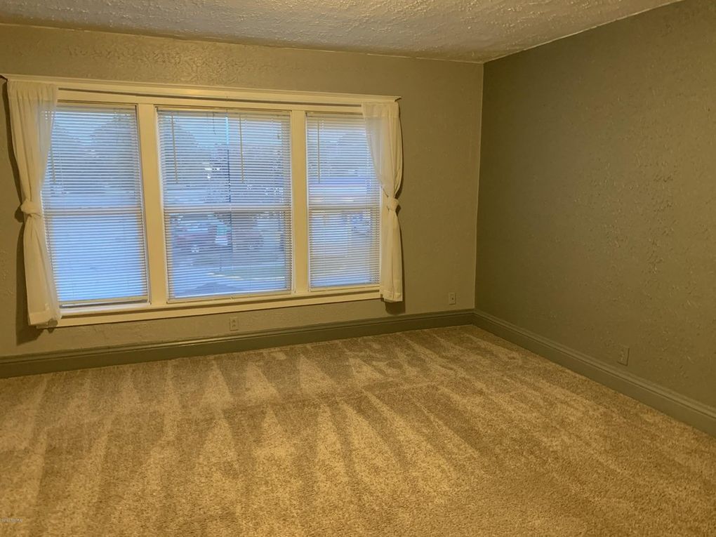Family Room - 315 S Franklin St