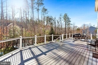 Building Photo - 5401 Tomlinson Dr
