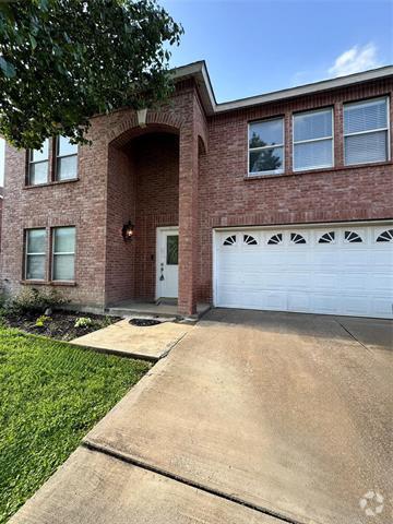 Building Photo - 203 Kissimmee Dr