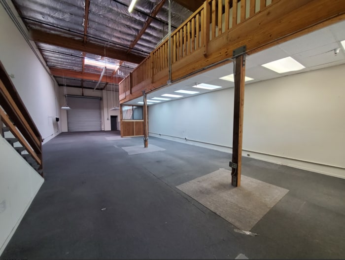 Primary Photo - Warehouse with front office