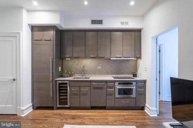 Foto del edificio - 1801 16th St NW