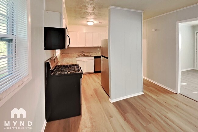 Foto del edificio - 6156 Water Oak Cir SW