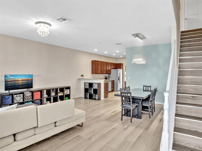 Foto del edificio - 3976 Poinciana Ln
