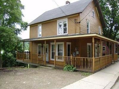 Foto principal - 32 E Main St
