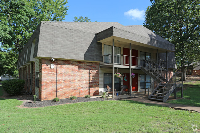 Building Photo - Southern Oaks Village