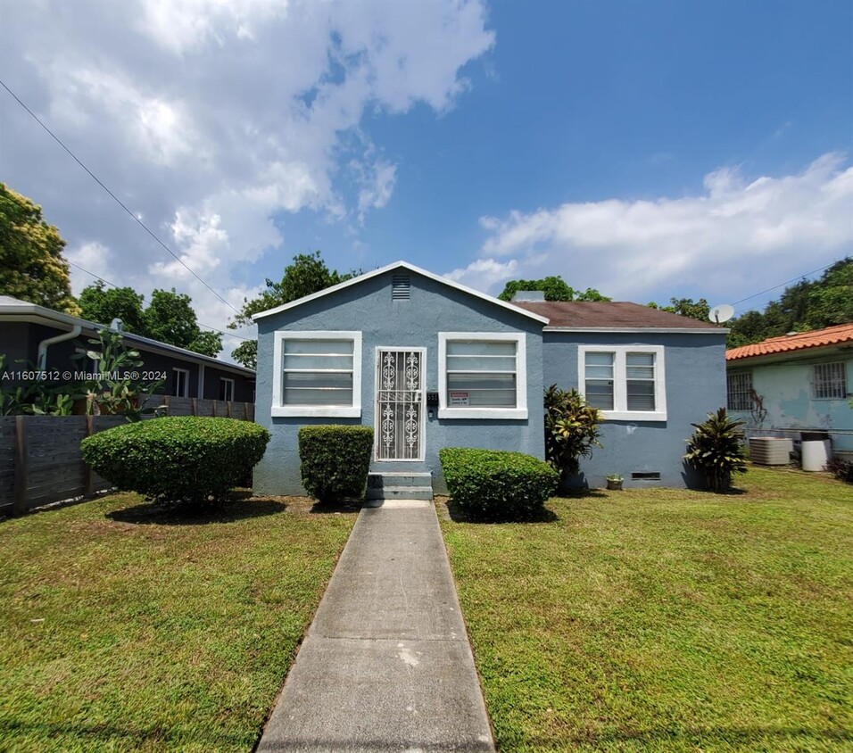 2 Bedroom House For Rent In Miami