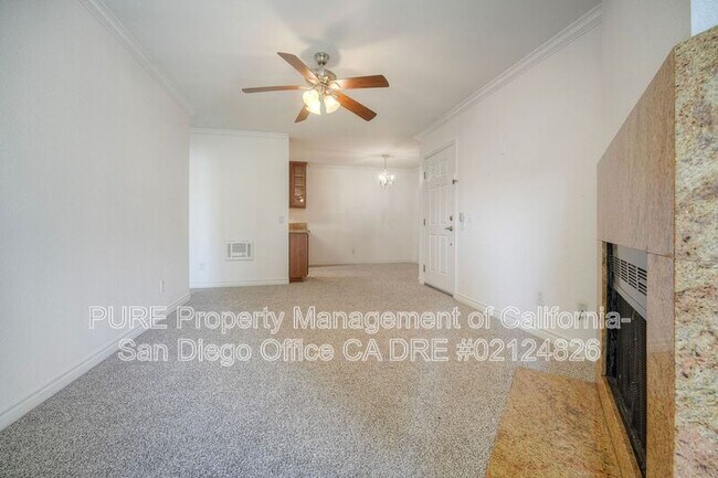 Building Photo - 9909 Azuaga St