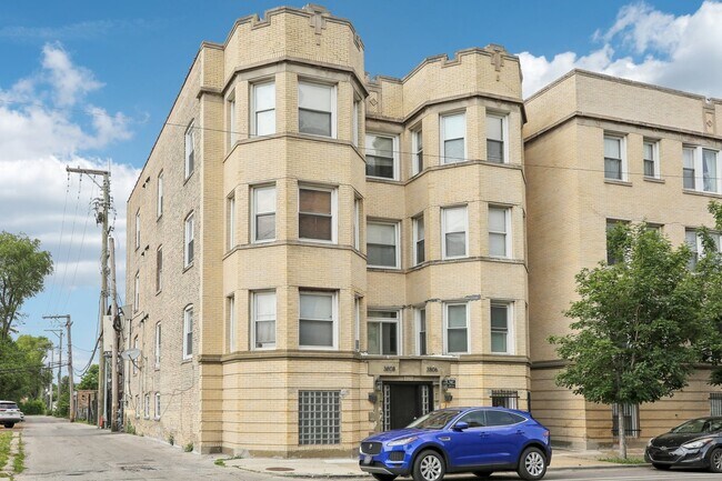 Building Photo - 3806 W Washington Blvd