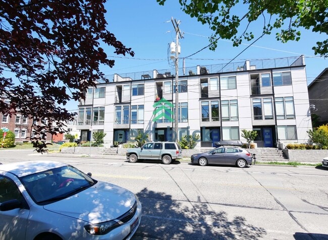 Building Photo - 3Bed 2Bath Stunning Townhome in Seattle Available August 1 for Rent!